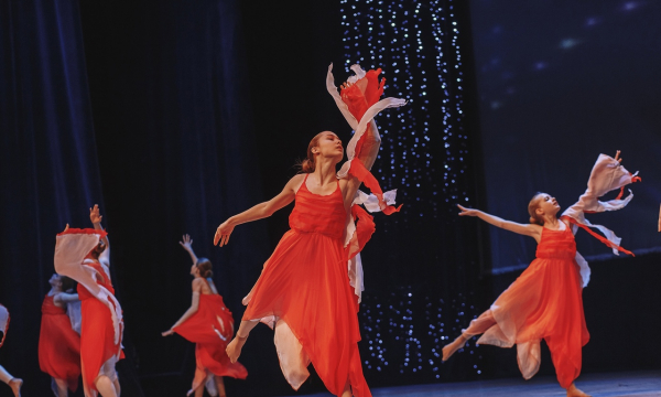 изображение: Народный коллектив балет-эстрадного современного танца «Креатив»